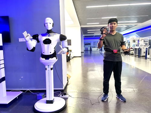 扬州造机器人 会学你跳舞，动作与人同步的智能科技新突破